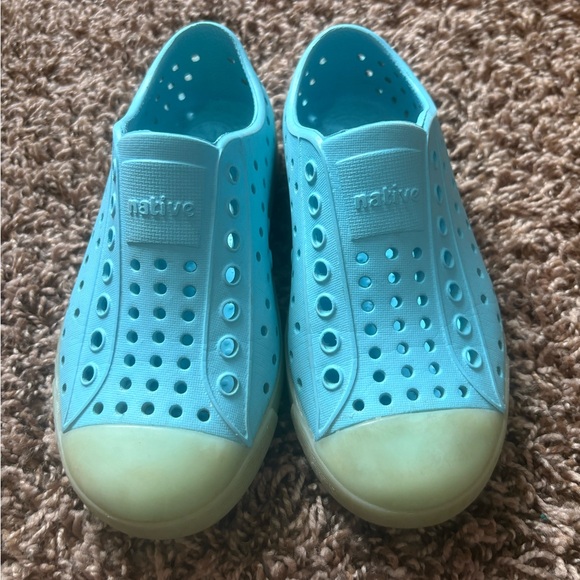 Natives - Picture 2 of 4